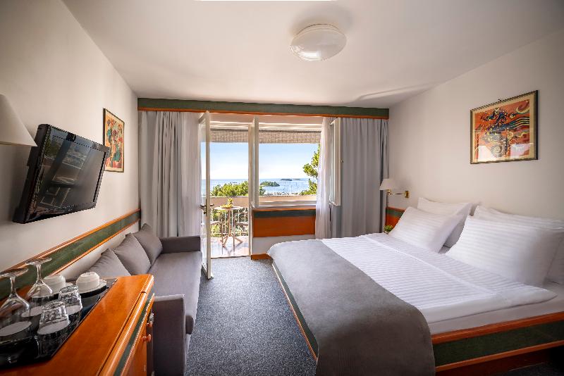 Junior Suite Club Vue Mer, Dreams Sapphire Resort & Spa