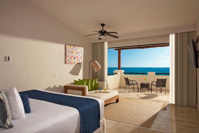 Suite Club Vue Mer, Dreams Sapphire Resort & Spa