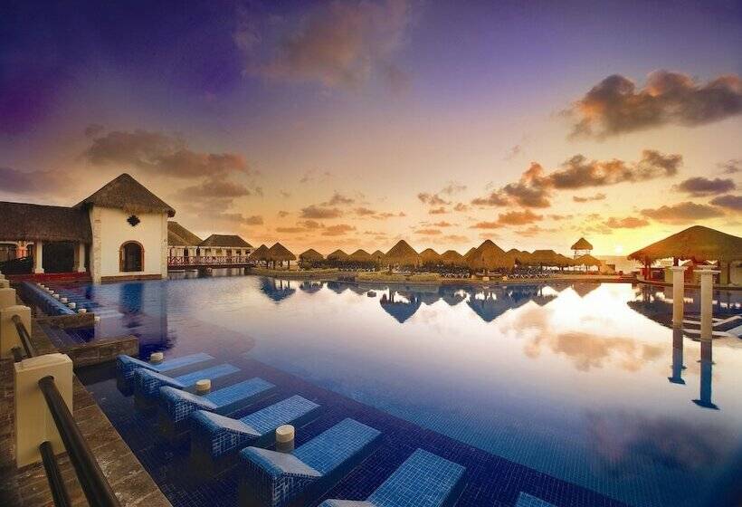 Junior Suite Deluxe avec Vues, Dreams Sapphire Resort & Spa