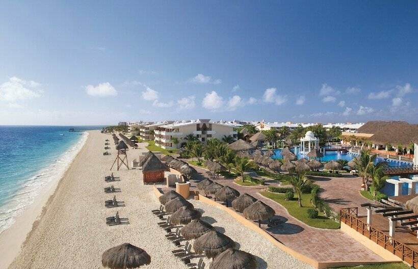 Junior Suite Club Vue Mer, Dreams Sapphire Resort & Spa