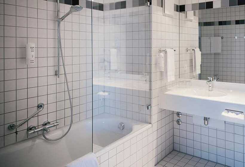 Standardzimmer mit Salon, Vienna House Easy By Wyndham Berlin Prenzlauer Berg