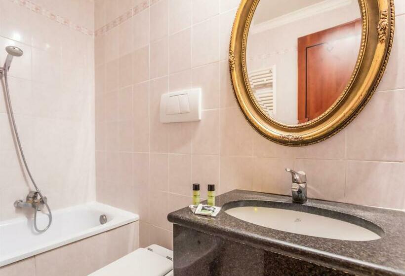 Номер Стандарт Трехместный, Raeli Hotel Archimede
