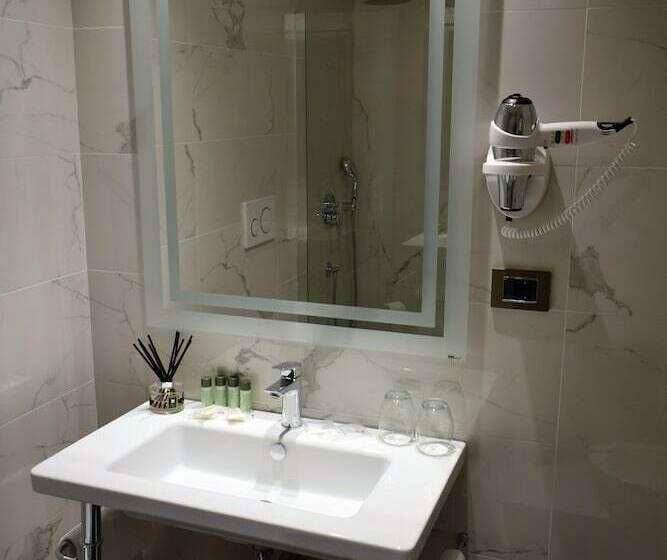 Номер Deluxe, Raeli Hotel Archimede