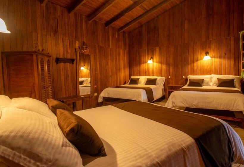 Номер Стандарт Трехместный, El Jardín Hotel & Restaurante