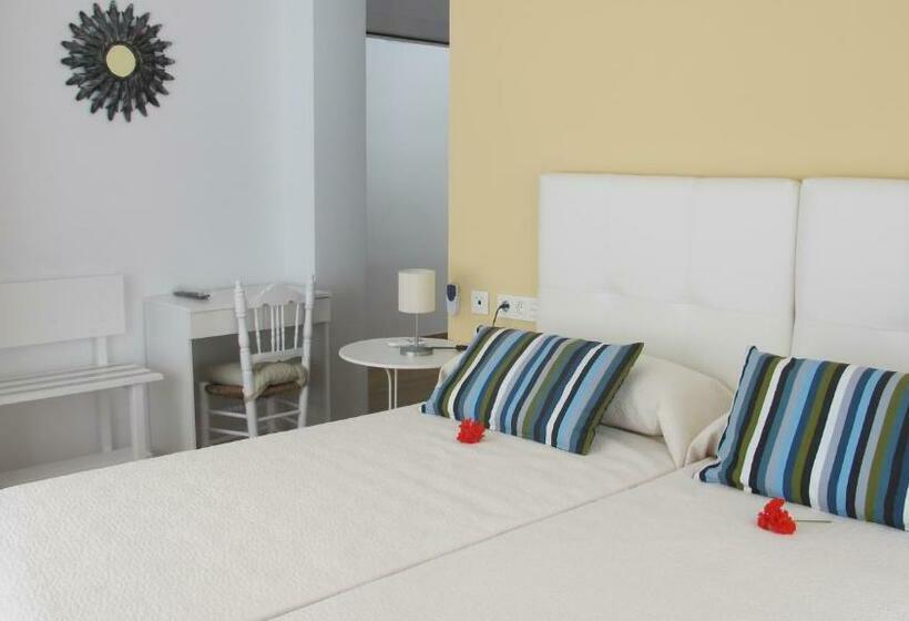 Номер Стандарт, Hostal Onteniente
