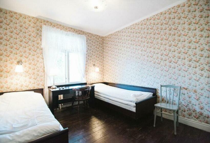 اتاق استاندارد با سرویس بهداشتی مشترک, Urshult Hotell