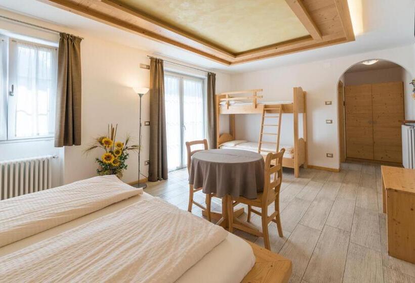 4인용 스탠다드 룸, Agritur Casamela