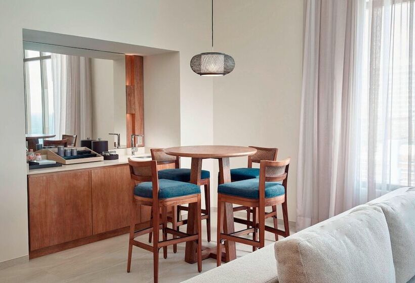 Люкс Клуб, Jw Marriott Cancun Resort & Spa