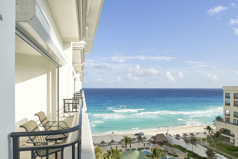 Люкс Клуб, Jw Marriott Cancun Resort & Spa