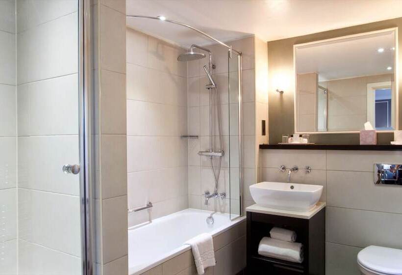Классический Номер, London Chigwell Prince Regent Hotel, Bw Signature Collection