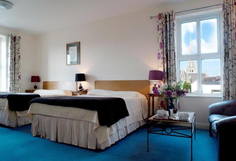 Family Suite, O Donovan S