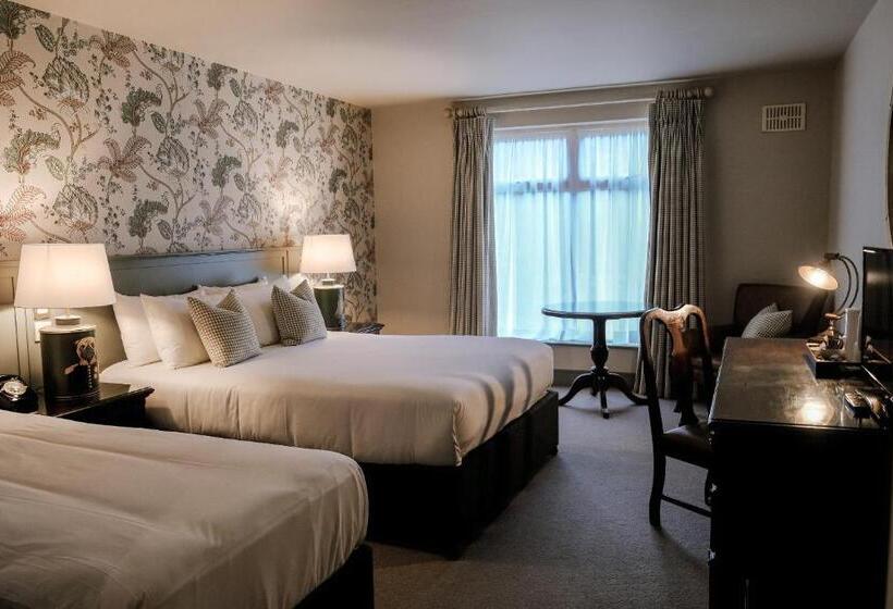 패밀리 룸, The Abbeyleix Manor