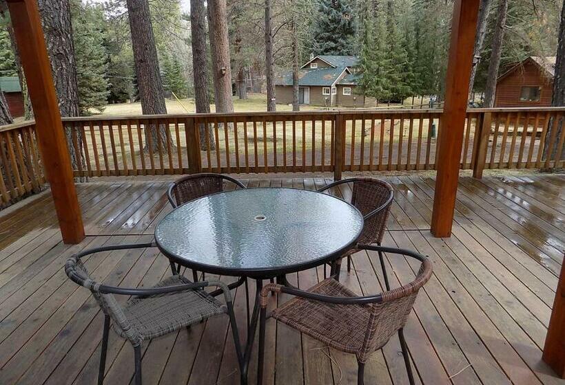Хижина, Cold Springs Resort