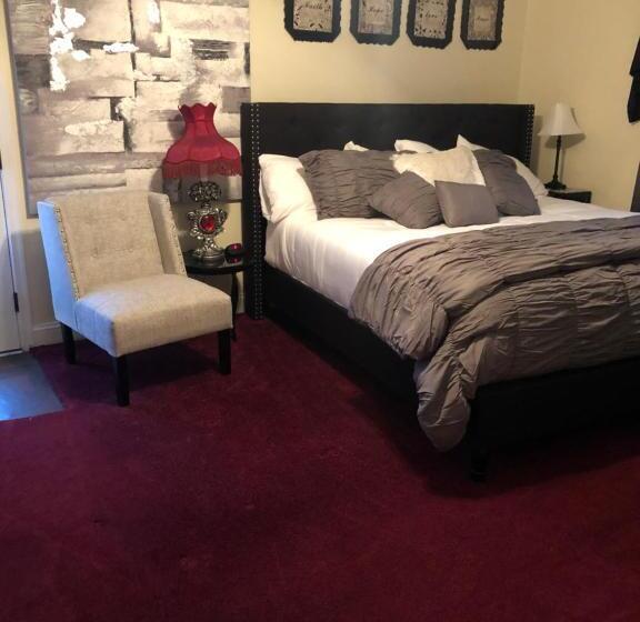 Номер Deluxe Кровать Кинг, Ma Margarets House Bed And Breakfast
