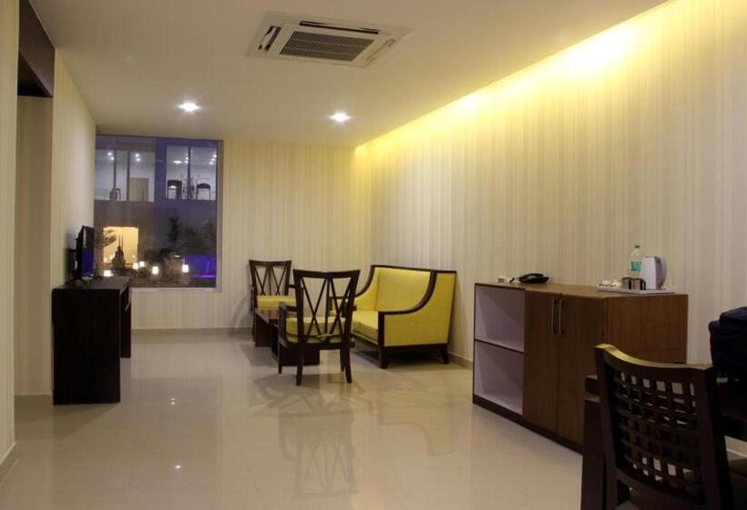 Номер Deluxe, Saaral Resorts & Hotels Pvt Ltd