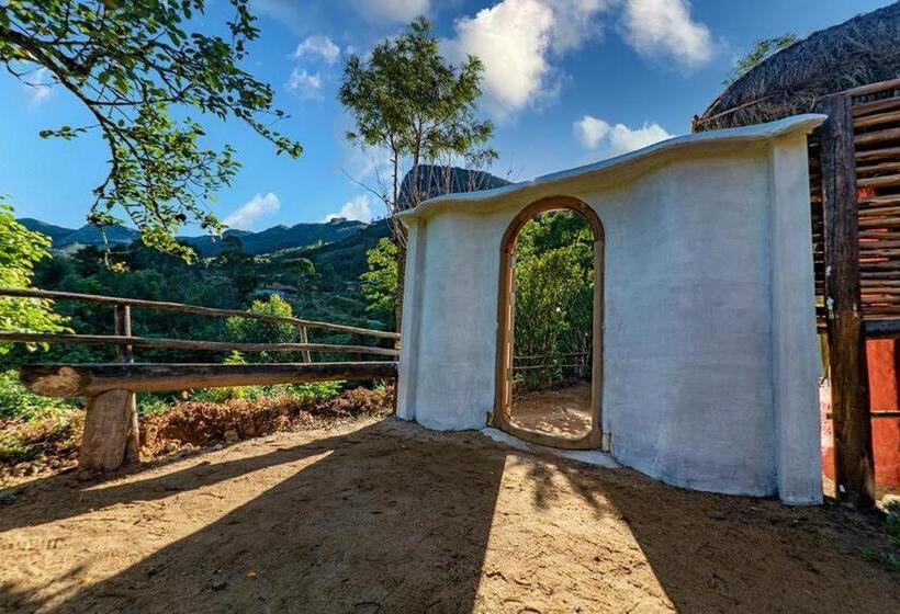 Вилла Superior 1 Спальня, Deshadan Eco Valley Resort   An Eco Friendly Mud House