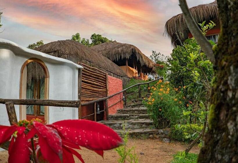 Вилла Superior 1 Спальня, Deshadan Eco Valley Resort   An Eco Friendly Mud House