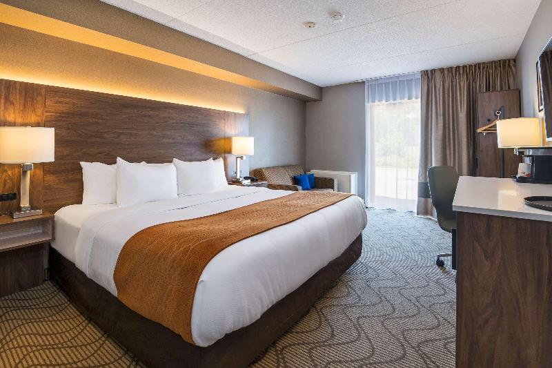 Номер Стандарт, Comfort Inn Lakeshore