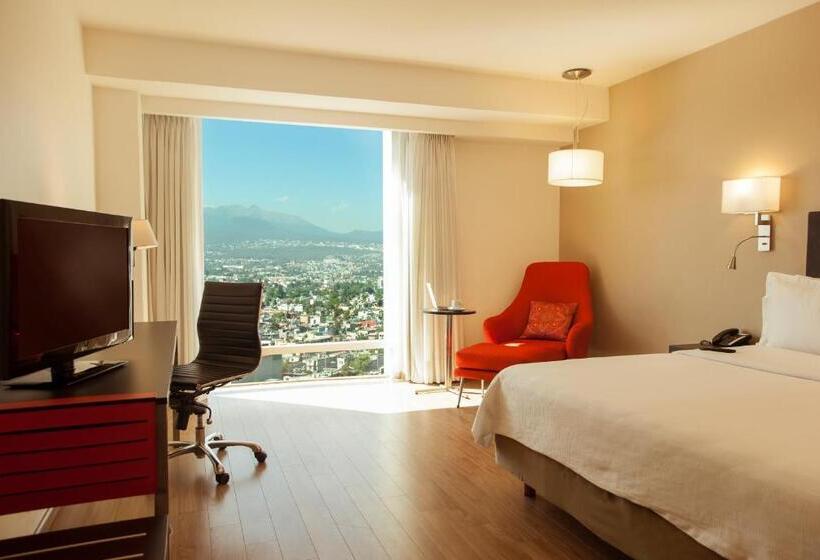 キングサイズベッドのスタンダードルーム, Fiesta Inn Periferico Sur