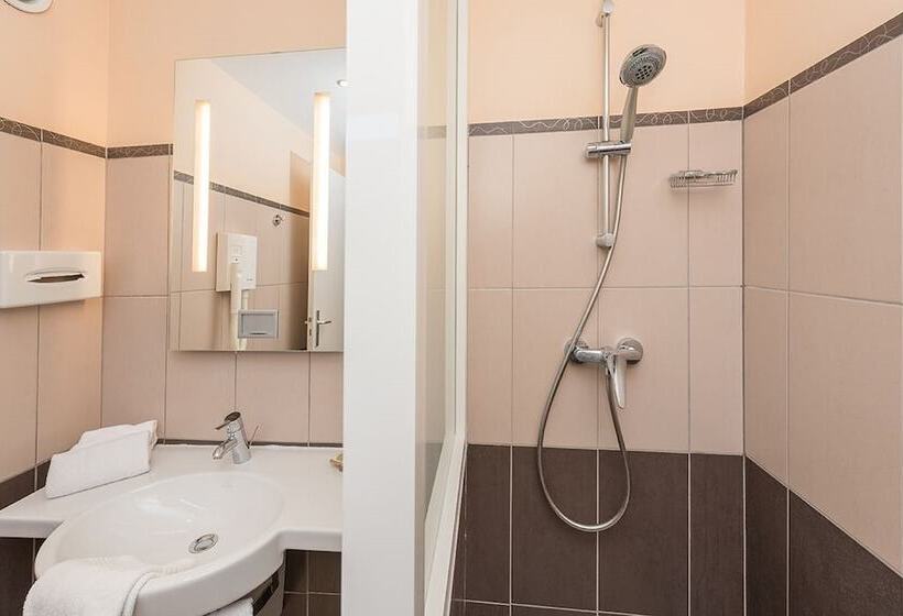 Люкс, Hostellerie Saint Vincent Beauvais Aeroport