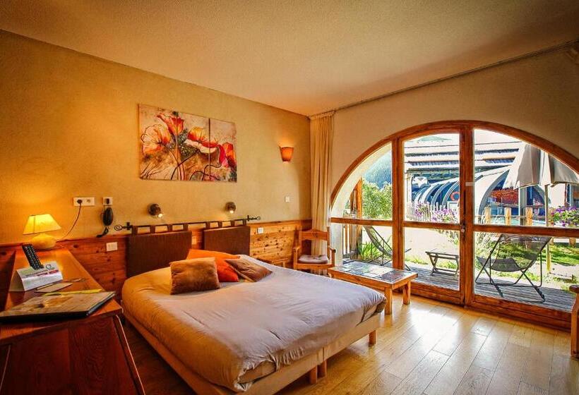 Четырехместный Номер Стандарт, Hôtel & Spa La Ferme De L'izoard