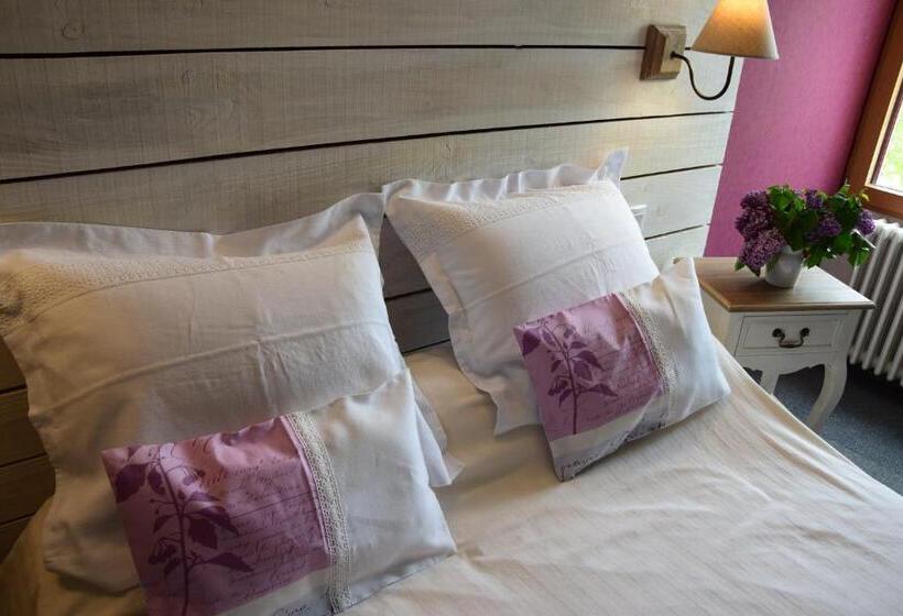 Номер Стандарт, Le Petit Relais