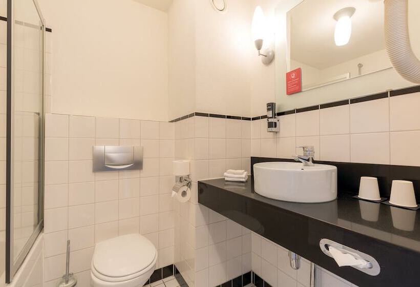 Номер Deluxe, Leonardo Hotel Ijmuiden Seaport Beach