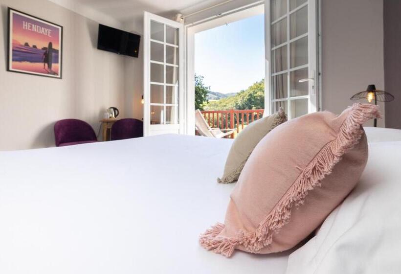 Номер Стандарт с Террасой, Logis Hôtel St Sylvestre