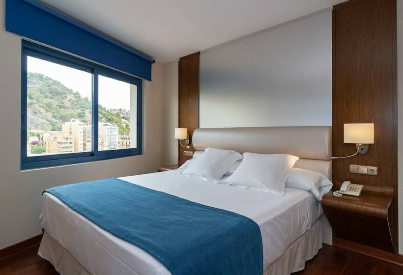 Номер Superior, Ms Maestranza Málaga