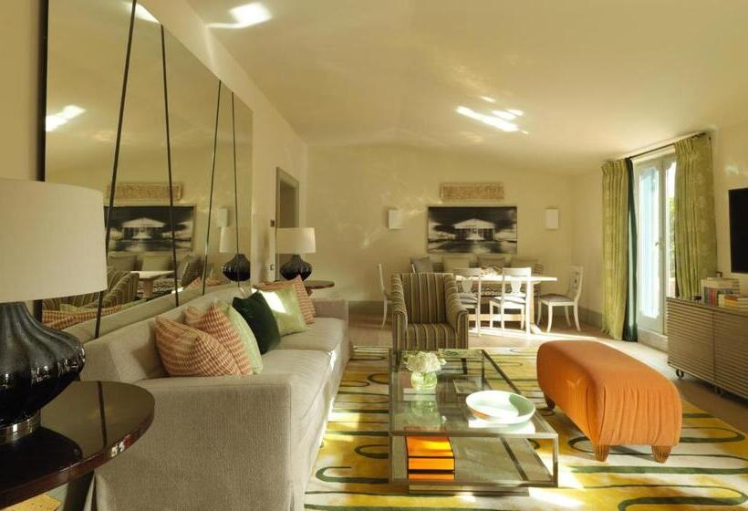 带露台的标准工作室, Rocco Forte Hotel De Russie