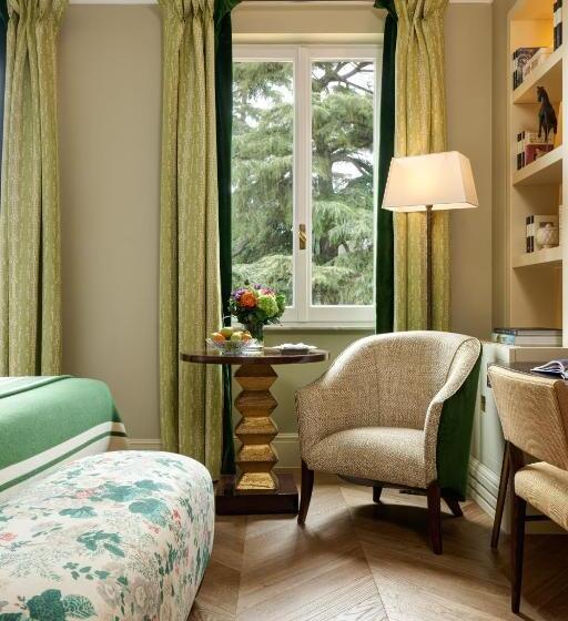 高级园景房, Rocco Forte Hotel De Russie