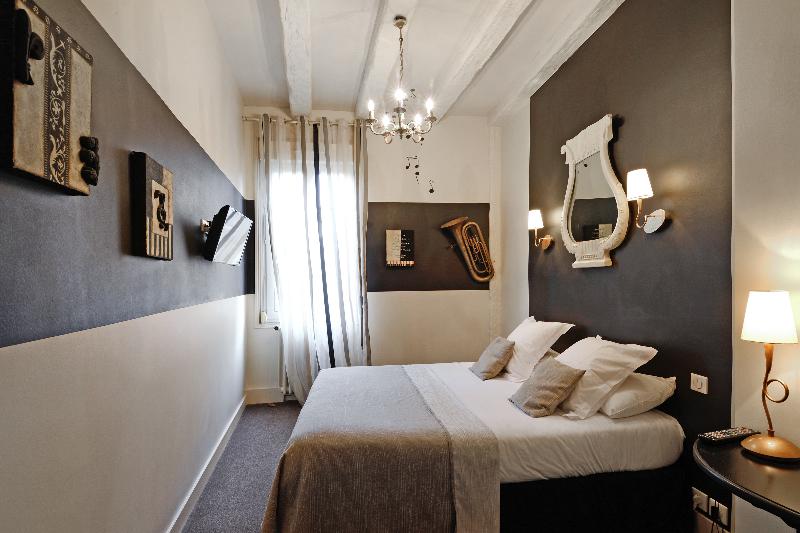 舒适型房间, Logis Hotel Restaurant Le Cheval Blanc