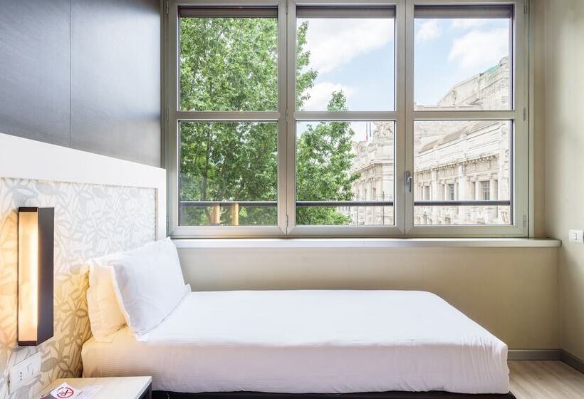 标准三人间, B&b Hotel Milano Aosta