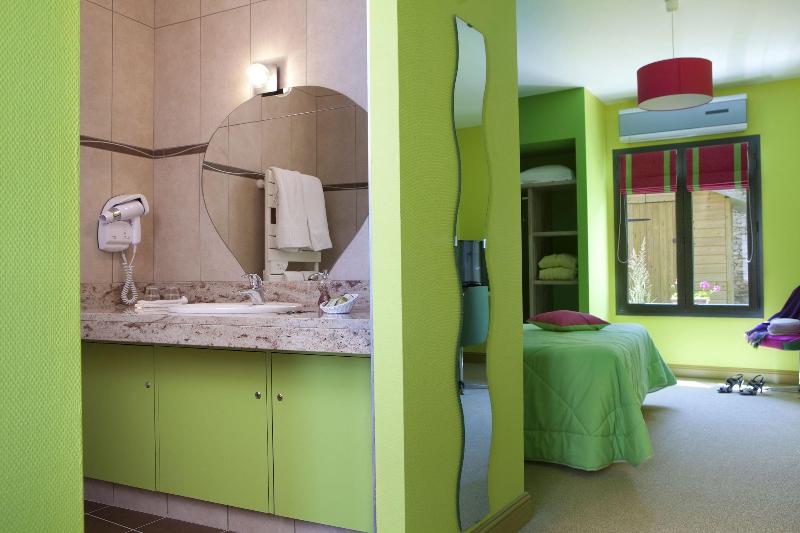 Семейный Номер, Logis Hôtel ô En Couleur