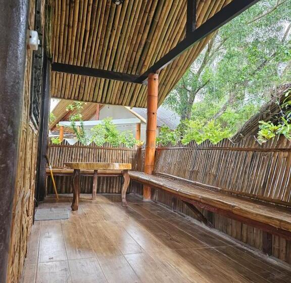 Номер Стандарт, Big Bamboo Beach Resort Sipalay