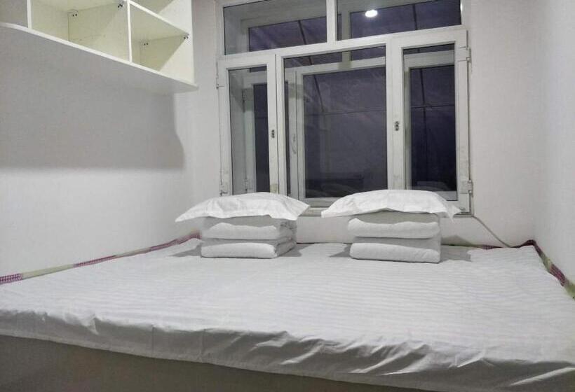 Номер Стандарт, Xiaoguo Travellers  Home