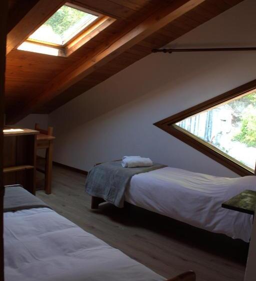발코니가 있는 4인용 스탠다드 룸, Chalet Bellevue