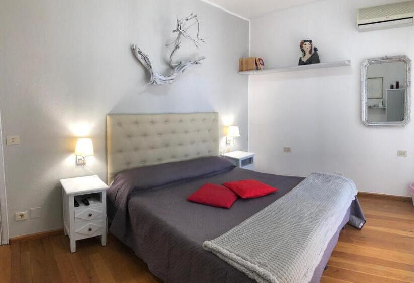 اتاق استاندارد با بالکن, B&b La Chicca Di Francesca