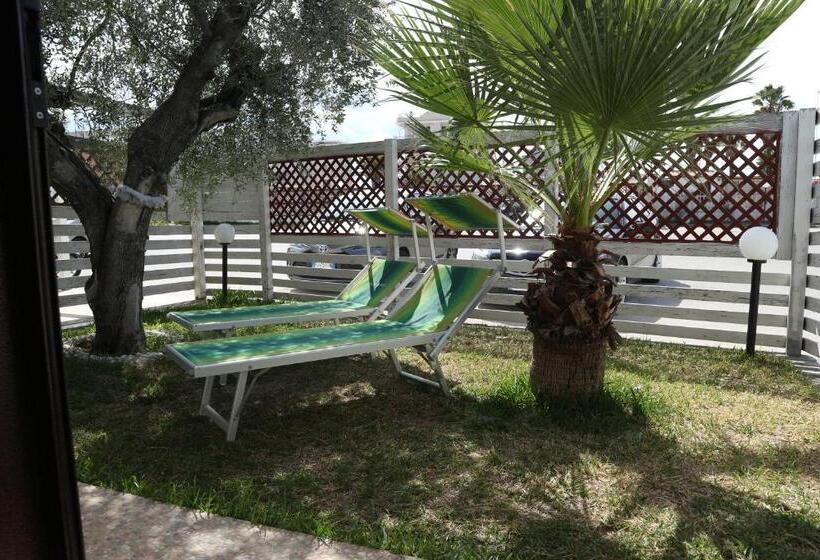 اتاق لوکس, Torquemada Beach Club