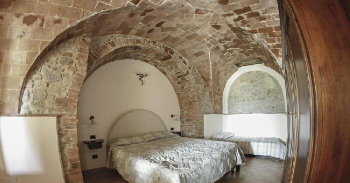Студия Стандарт, Agriturismo Alle Rose