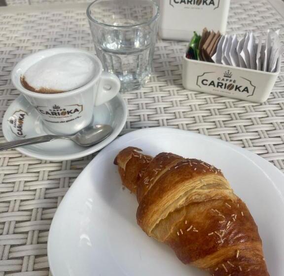 اتاق استاندارد با تخت بزرگ, Il Borgo