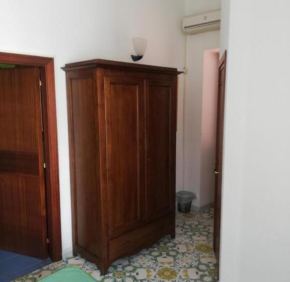 Номер Стандарт Вид на Озеро, Sibilla Residence
