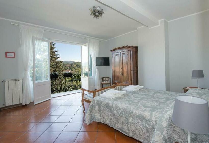 Номер Deluxe с Балконом, B&b Treinin