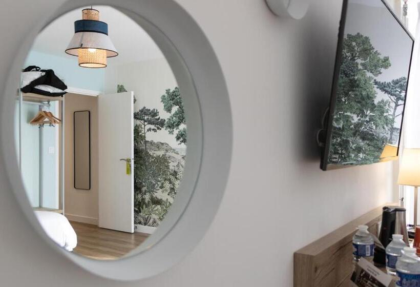 Quarto Triplo Estandar, Logis Golfe