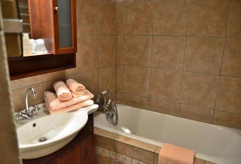 Номер Стандарт, Les Cèdres