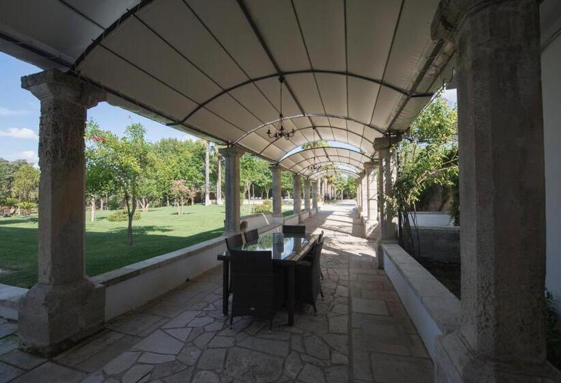 Семейный Номер, Parco Degli Aranci