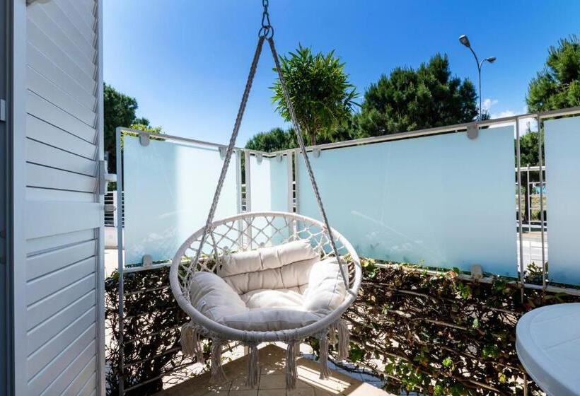 آپارتمان 1 خوابه همکف, Mavip Residence