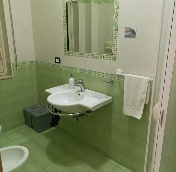 اتاق استاندارد, Il Fiore Di San Giovanni B&b
