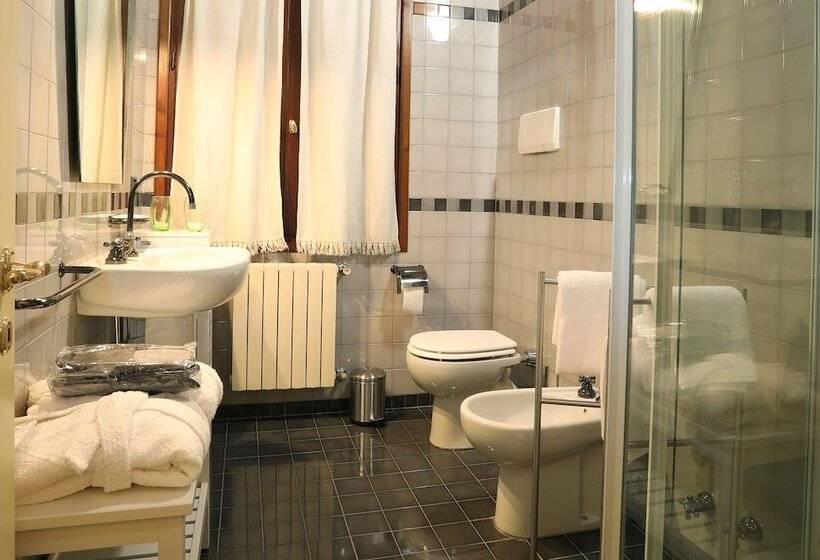 اتاق استاندارد, Villa La Fenice Treviso