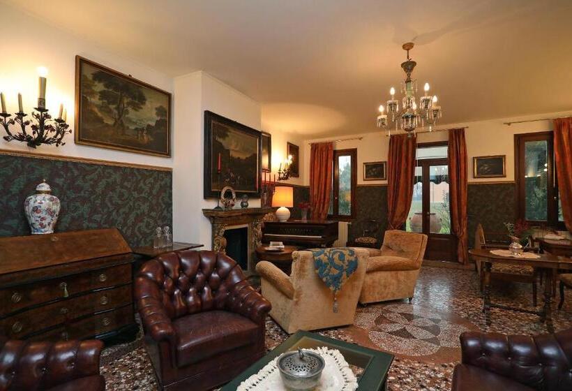 اتاق استاندارد با تراس, Villa La Fenice Treviso